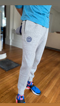 Load image into Gallery viewer, Memphis Basketball Crest Grey Nike Sweatpants